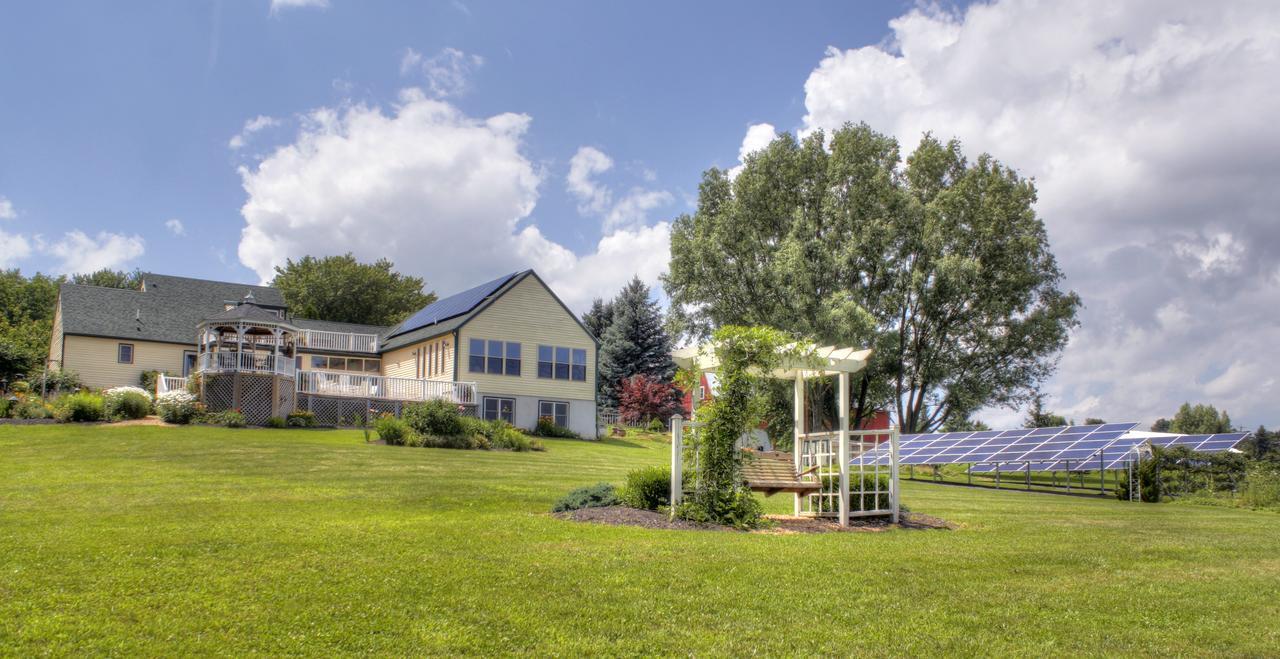 Los Gatos Bed & Breakfast Penn Yan Esterno foto